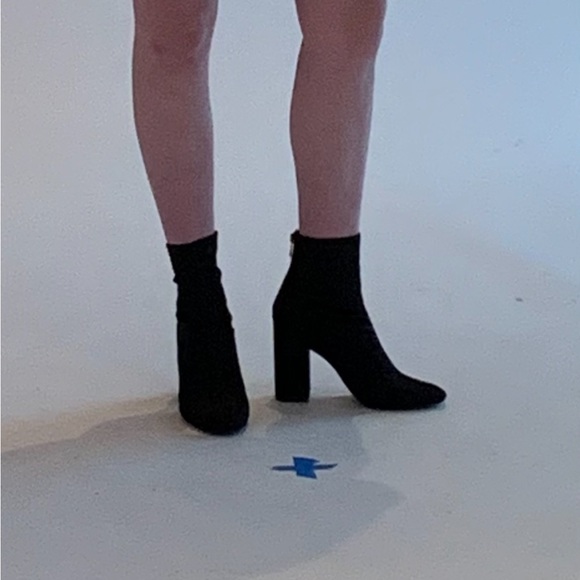 Jessica Simpson Black Satin Zip Up Booties Sz 10 - Picture 7 of 8